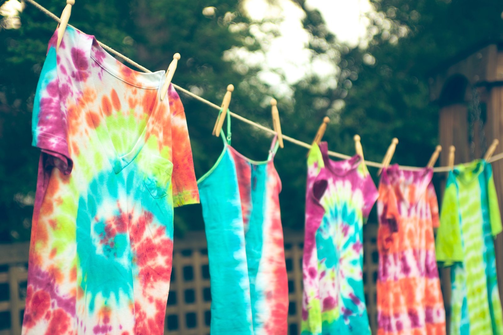 How to Take Care of Tie Dyed Shirts